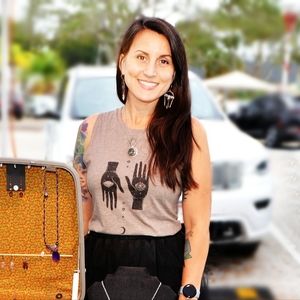 Meet your Posher, Ashley